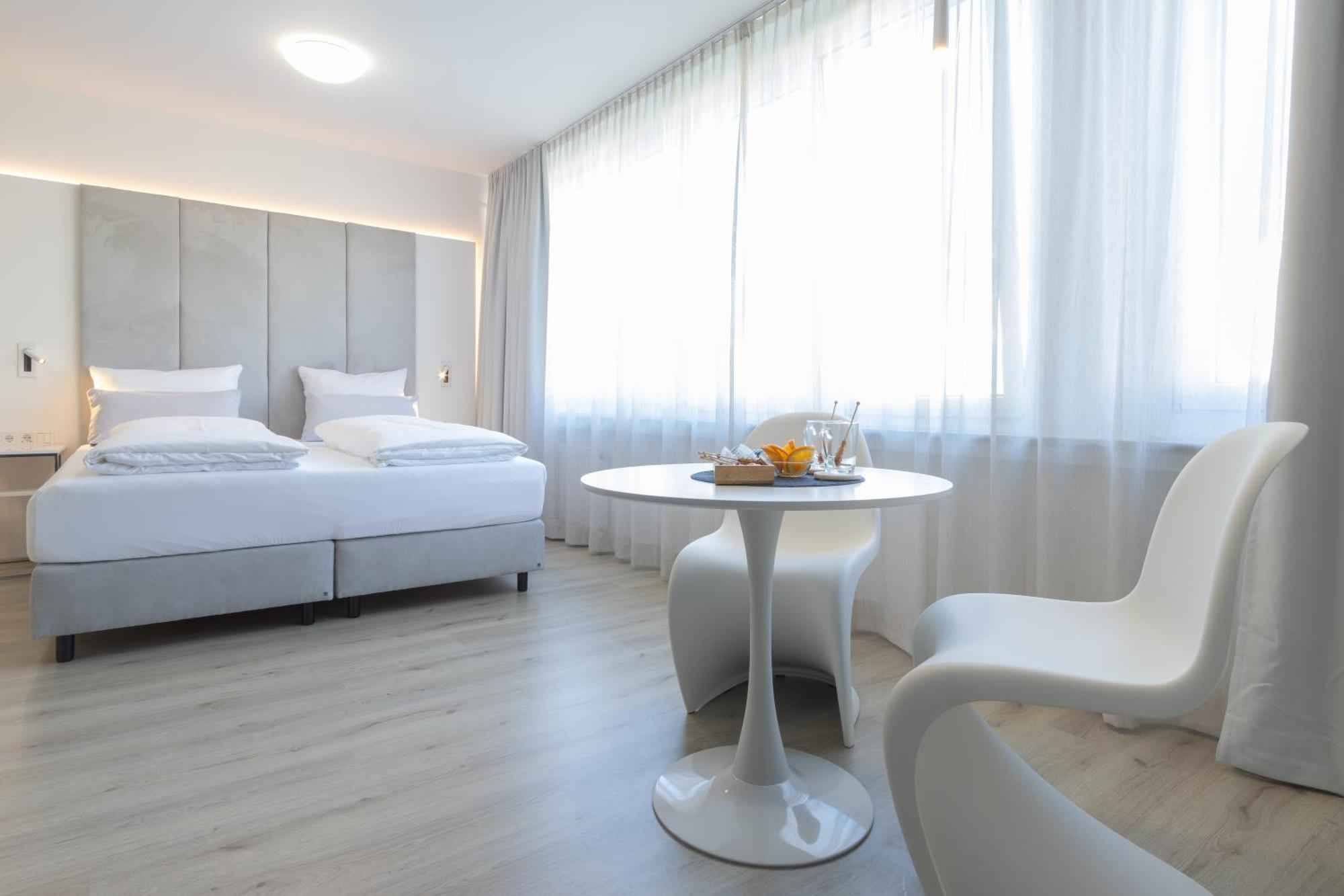 Zzzpace Smart-Hotel Krefeld Extérieur photo